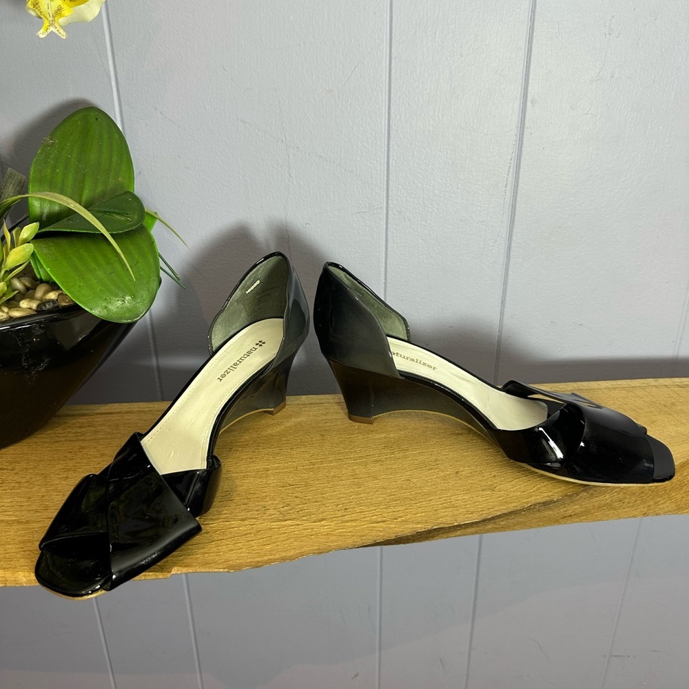 Naturalizer Black Patent wedge peep toe shoes